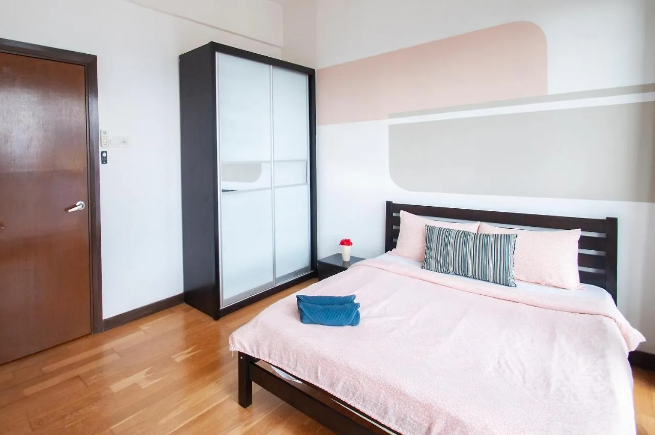 Stayawesome Homestay At Regalia Kuala Lumpur Apartment