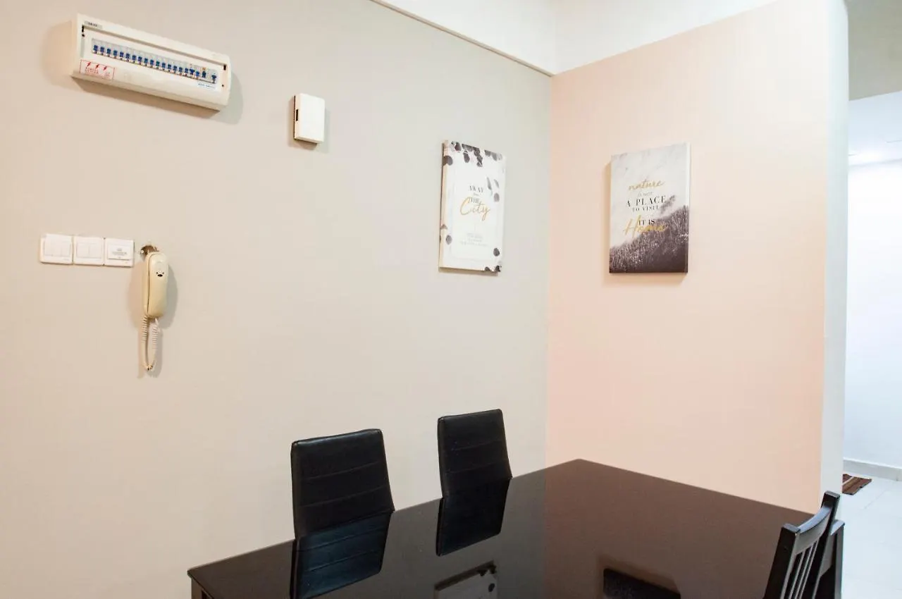 Apartment Stayawesome Homestay At Regalia Kuala Lumpur Malaysia