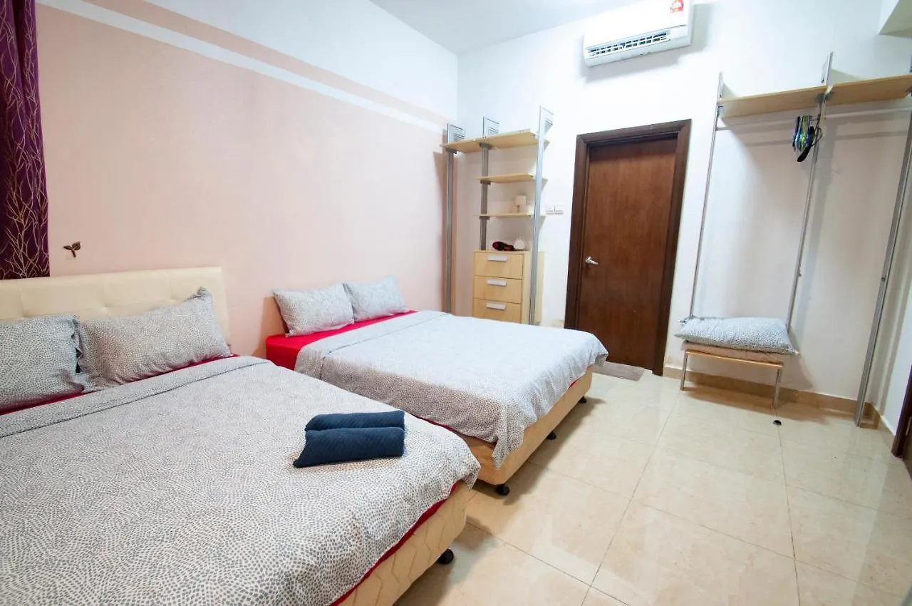 Stayawesome Homestay At Regalia Kuala Lumpur Apartment